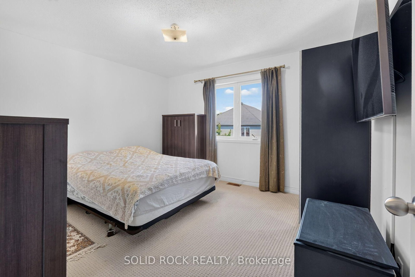 131 Finn Court • Ottawa, ON photo 33