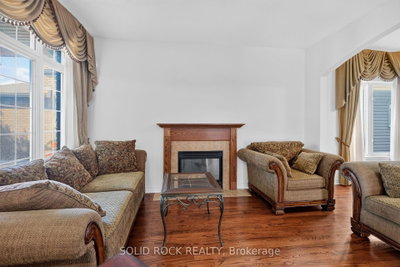 131 Finn Court • Ottawa, ON photo 7