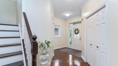 1389 Pleasantview Drive • London North, ON photo 5