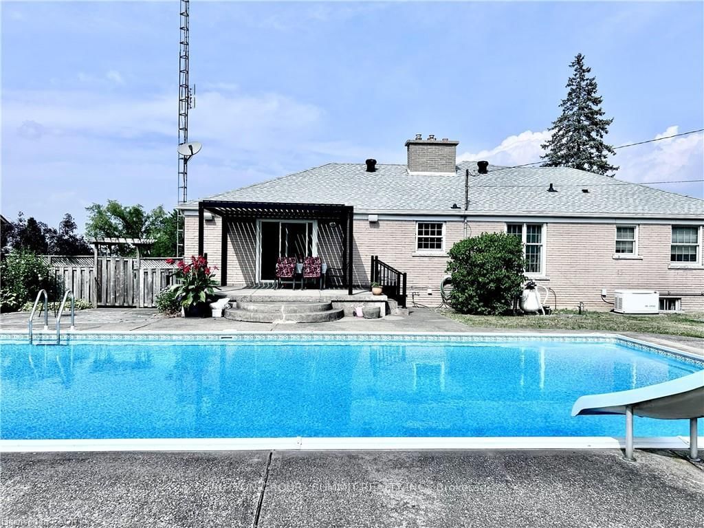 1279 Niagara River Parkway • Fort Erie, ON photo 1
