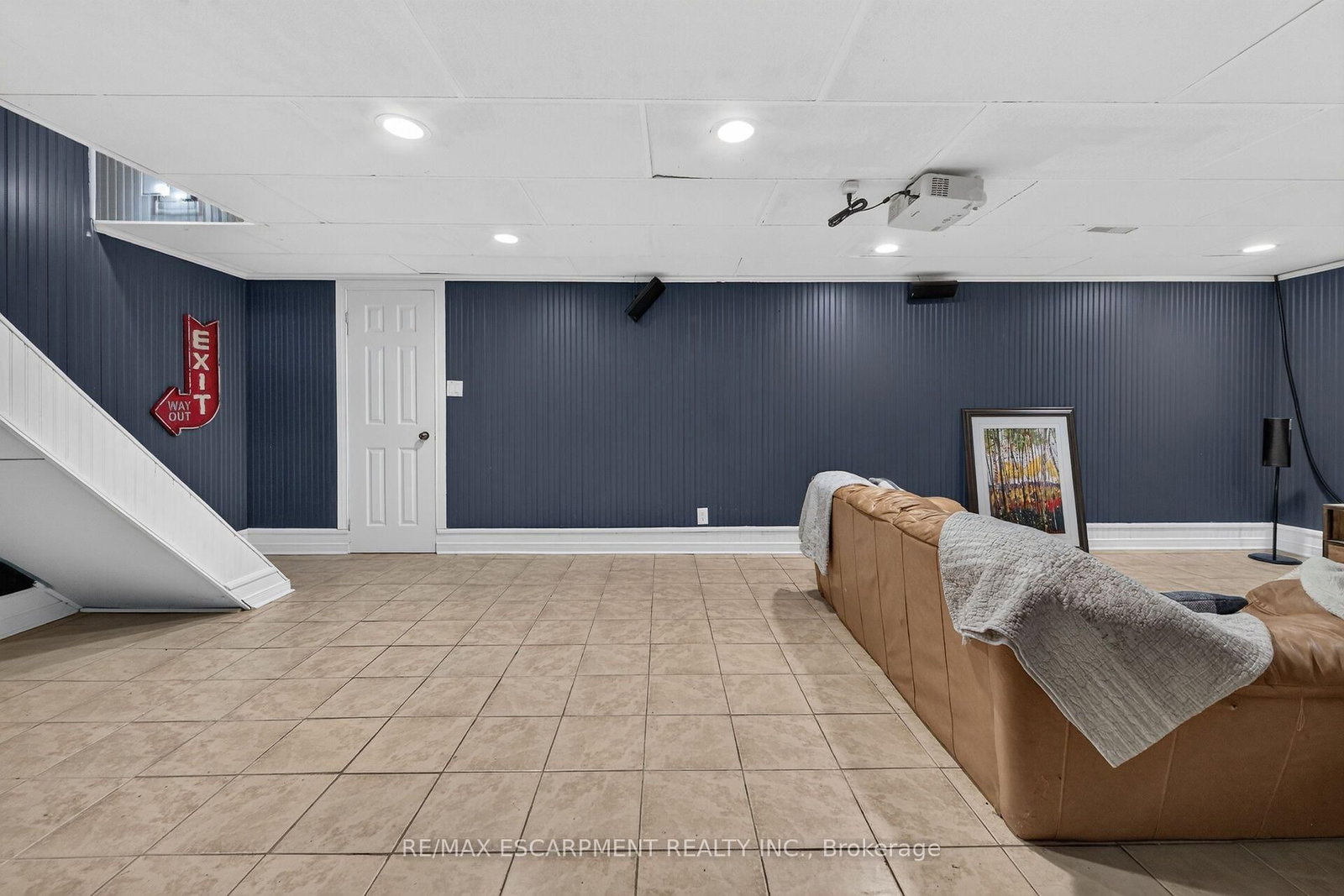 253 Highridge Avenue • Hamilton, ON photo 39