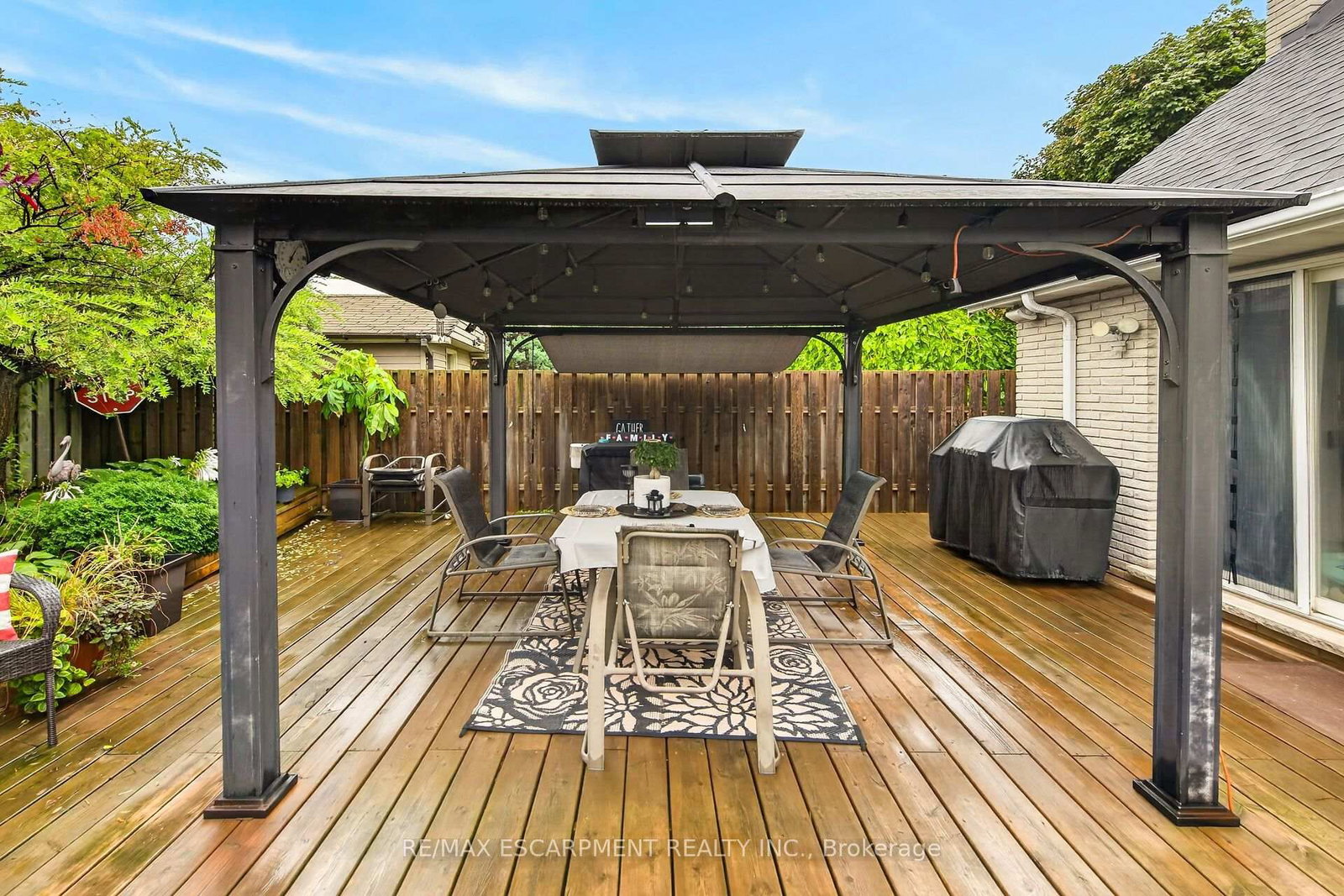 253 Highridge Avenue • Hamilton, ON photo 42