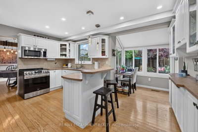 253 Highridge Avenue • Hamilton, ON photo 5