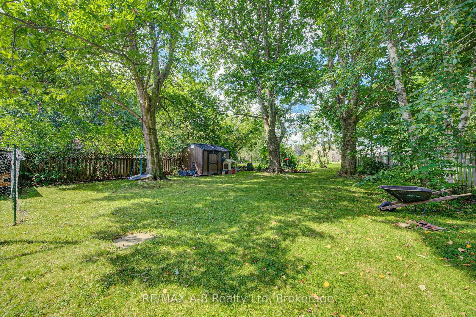 31 John Street • East Zorra-Tavistock, ON photo 35