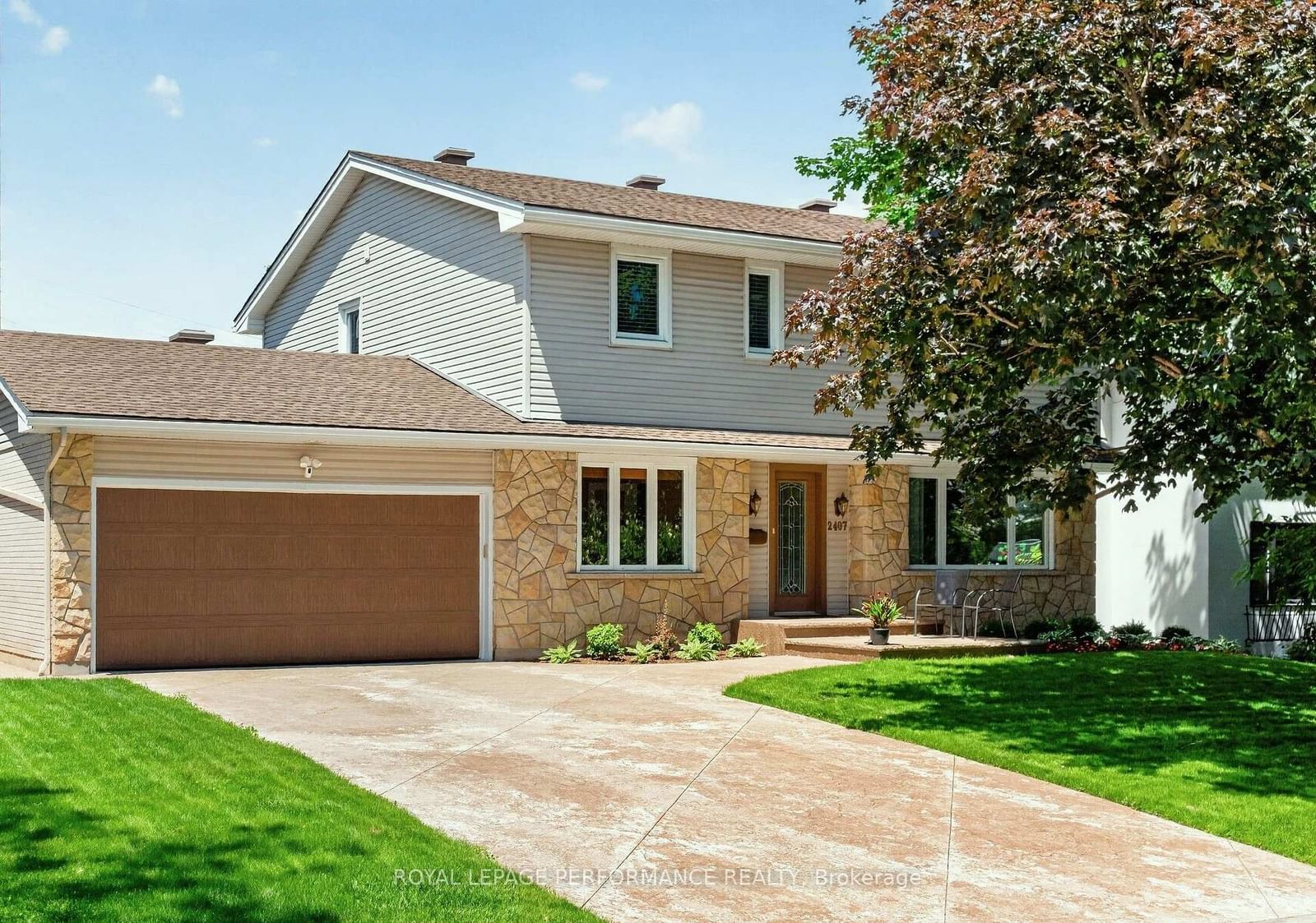 Detached House for sale at 2407 Rosewood Avenue, Ottawa, Ontario, K2B 7L3 - Whitehaven - MLS: X13737044