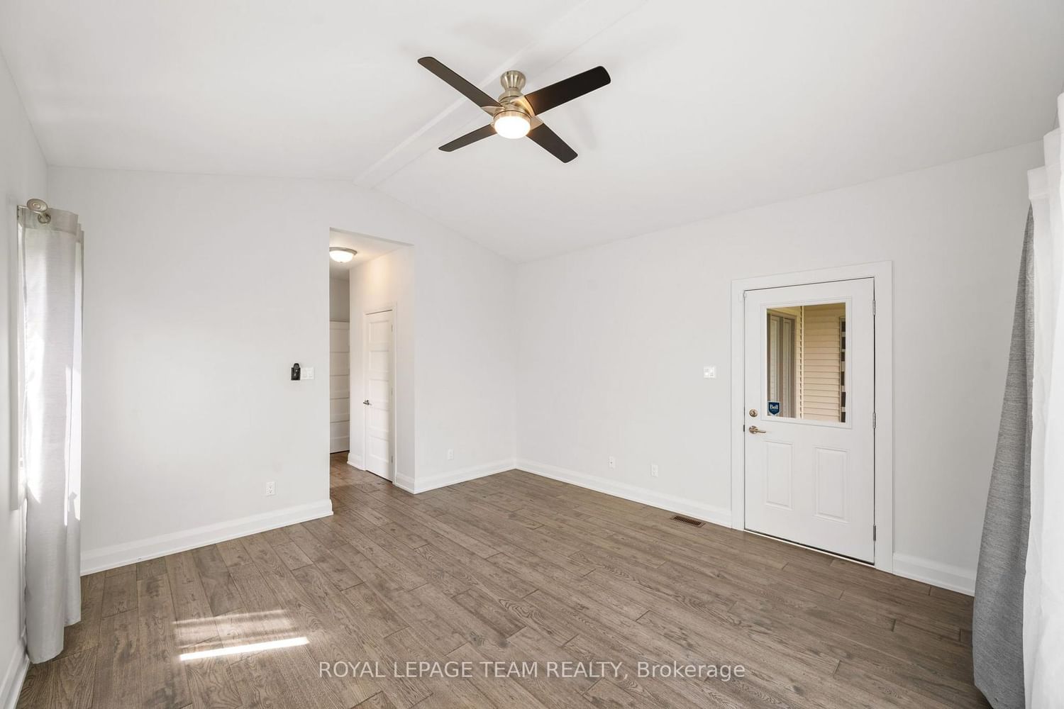 481 Lancaster Lane • North Dundas, ON photo 31