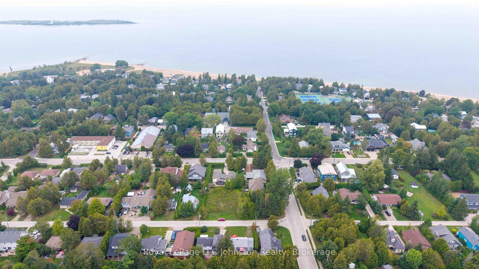210 Laird Lane • Saugeen Shores, ON photo 9