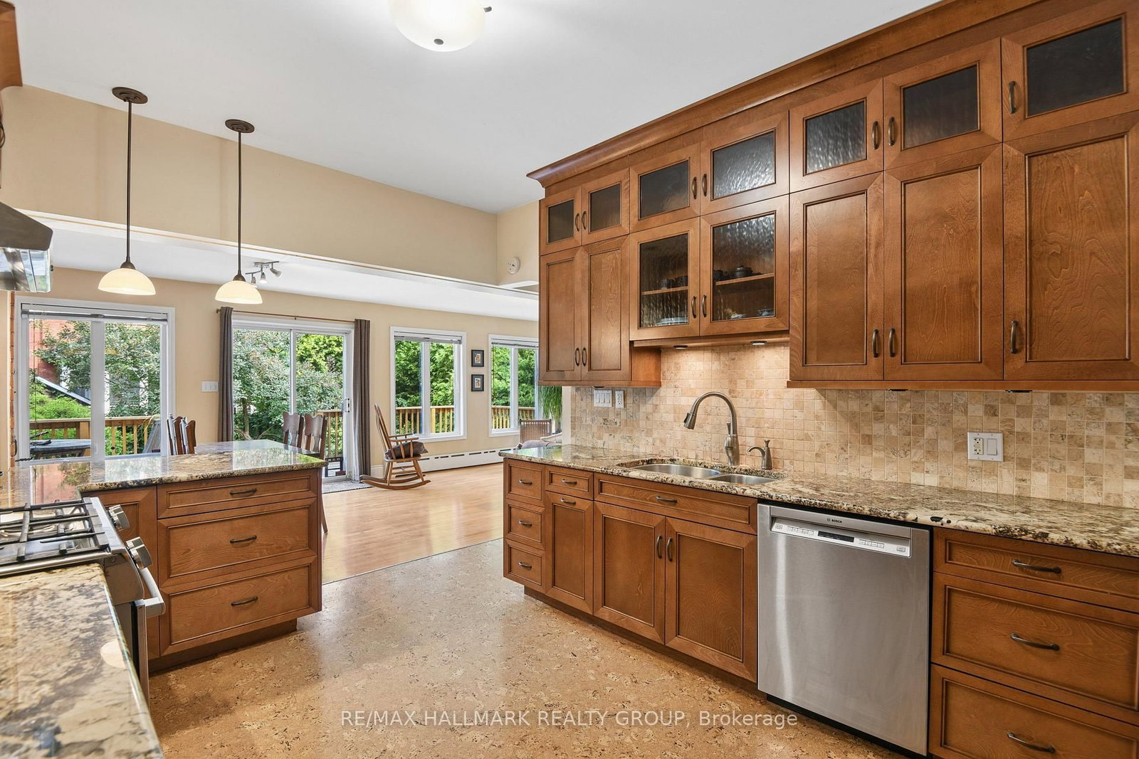 195 Glebe Avenue • Ottawa, ON photo 16