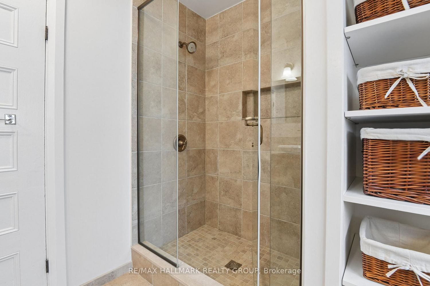 195 Glebe Avenue • Ottawa, ON photo 33