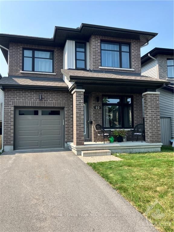Front view of 82 WARRIOR Street, Ottawa