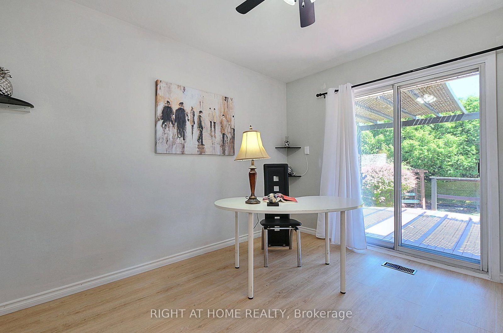 245 West 33rd Street • Hamilton, ON photo 14