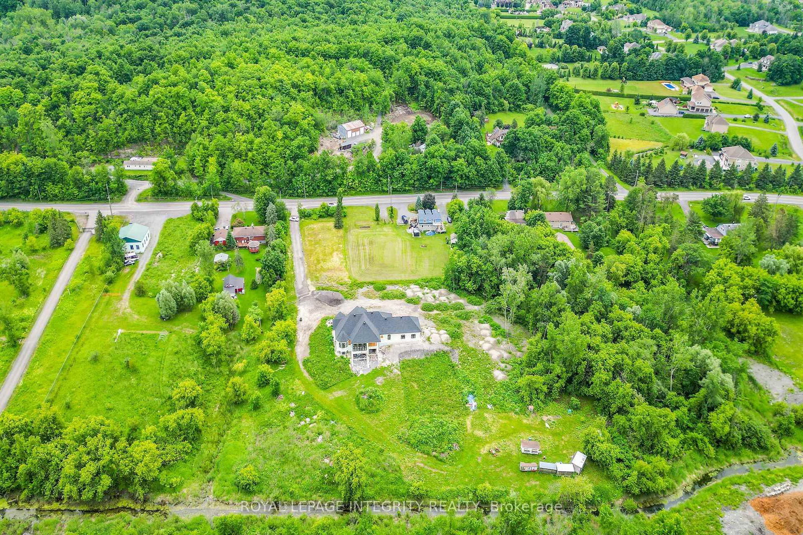 1695 Old Montreal Road • Ottawa, ON photo 24