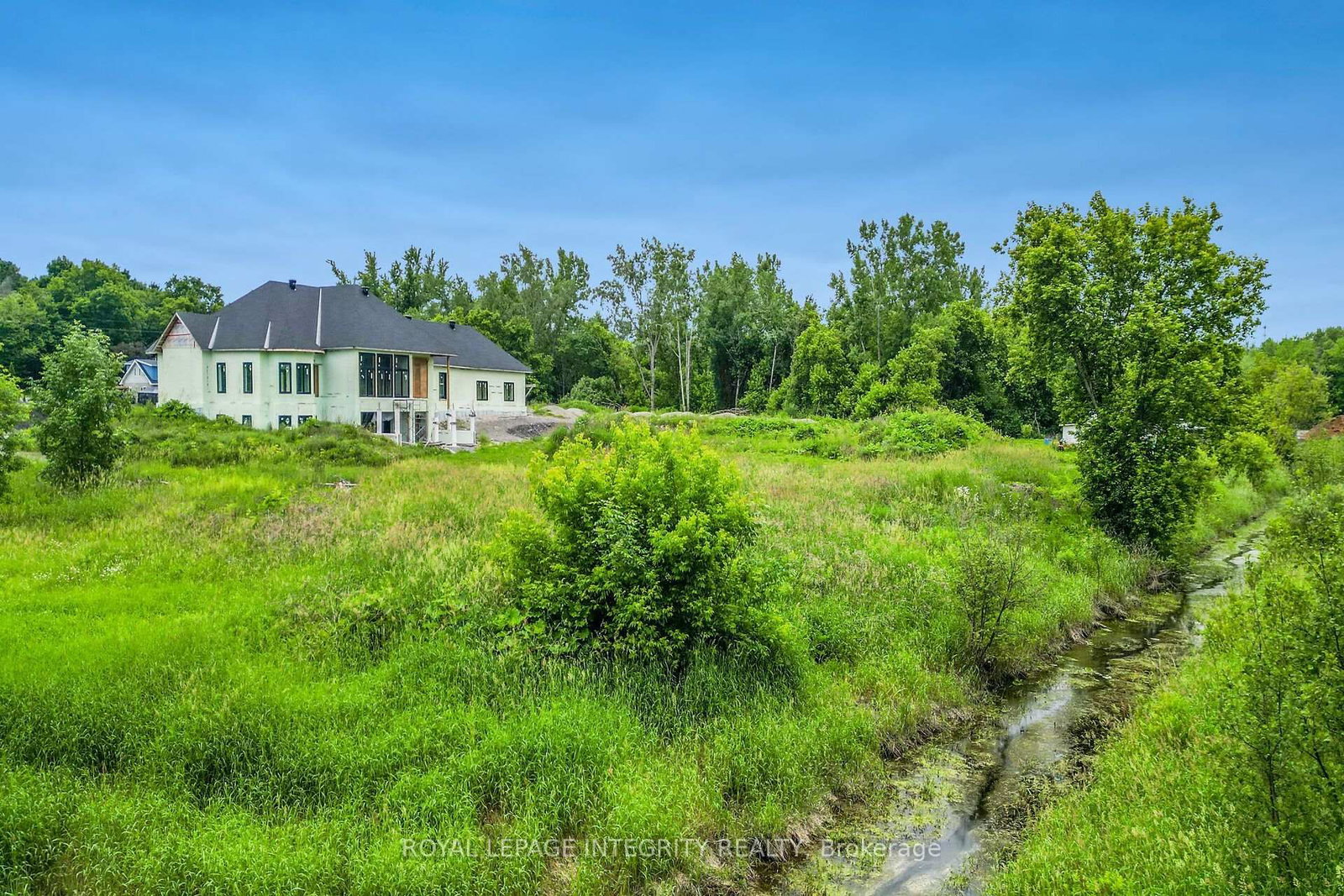 1695 Old Montreal Road • Ottawa, ON photo 34