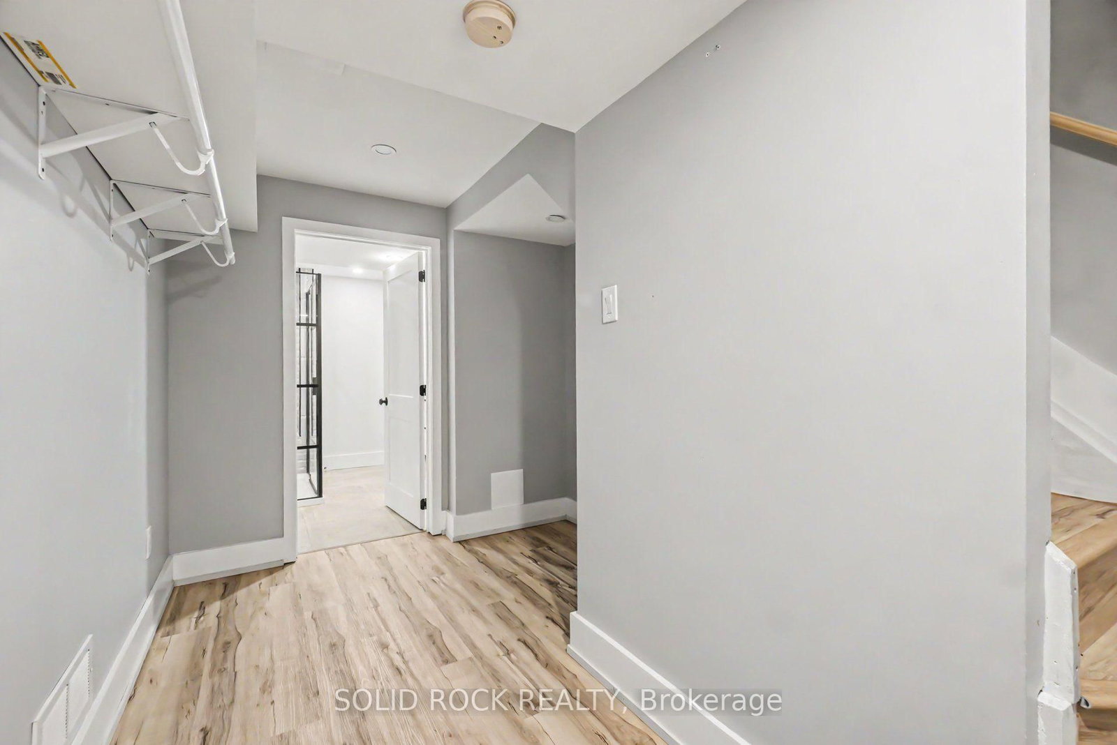 5 Beckington Private • Ottawa, ON photo 19