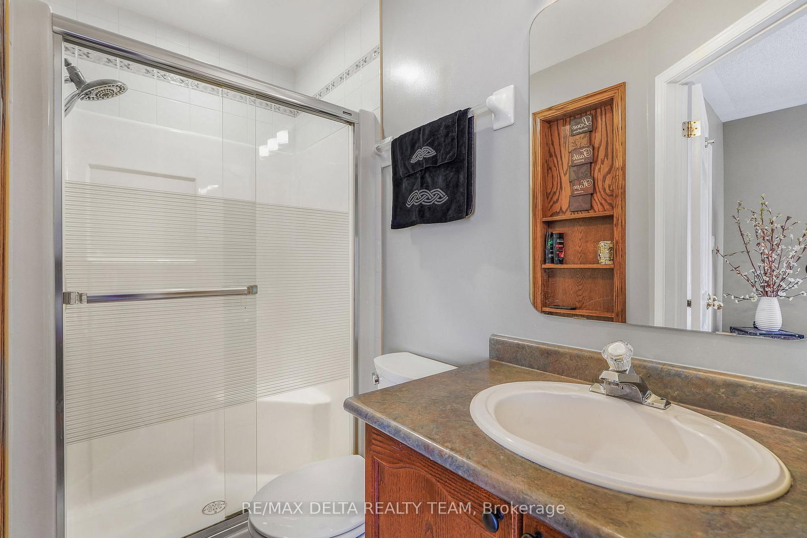 2040 Sunland Drive • Orleans, ON photo 17