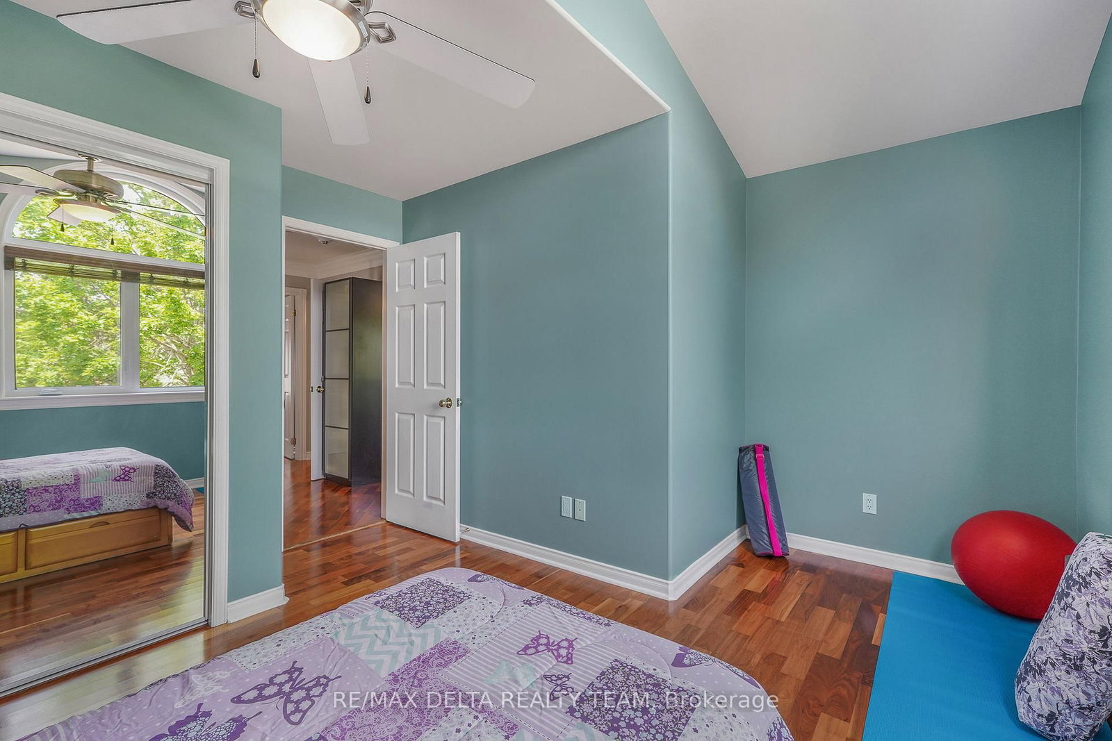 2040 Sunland Drive • Orleans, ON photo 20