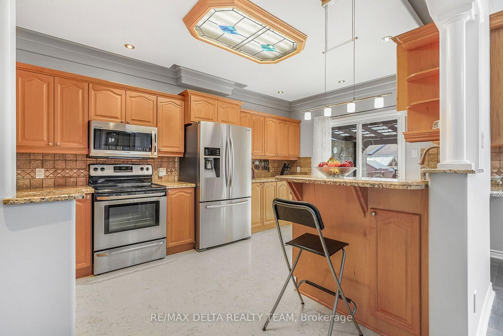 2040 Sunland Drive • Orleans, ON photo 3