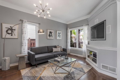 2040 Sunland Drive • Orleans, ON photo 5