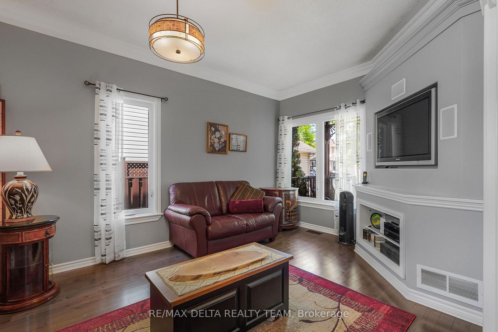 2040 Sunland Drive • Orleans, ON photo 9