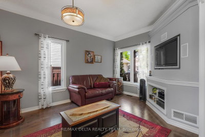 2040 Sunland Drive • Orleans, ON photo 9