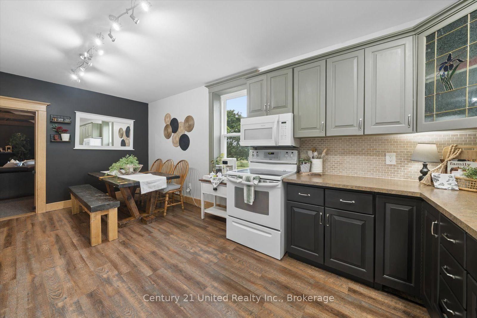 15710 County Rd 29 • Brighton, ON photo 16