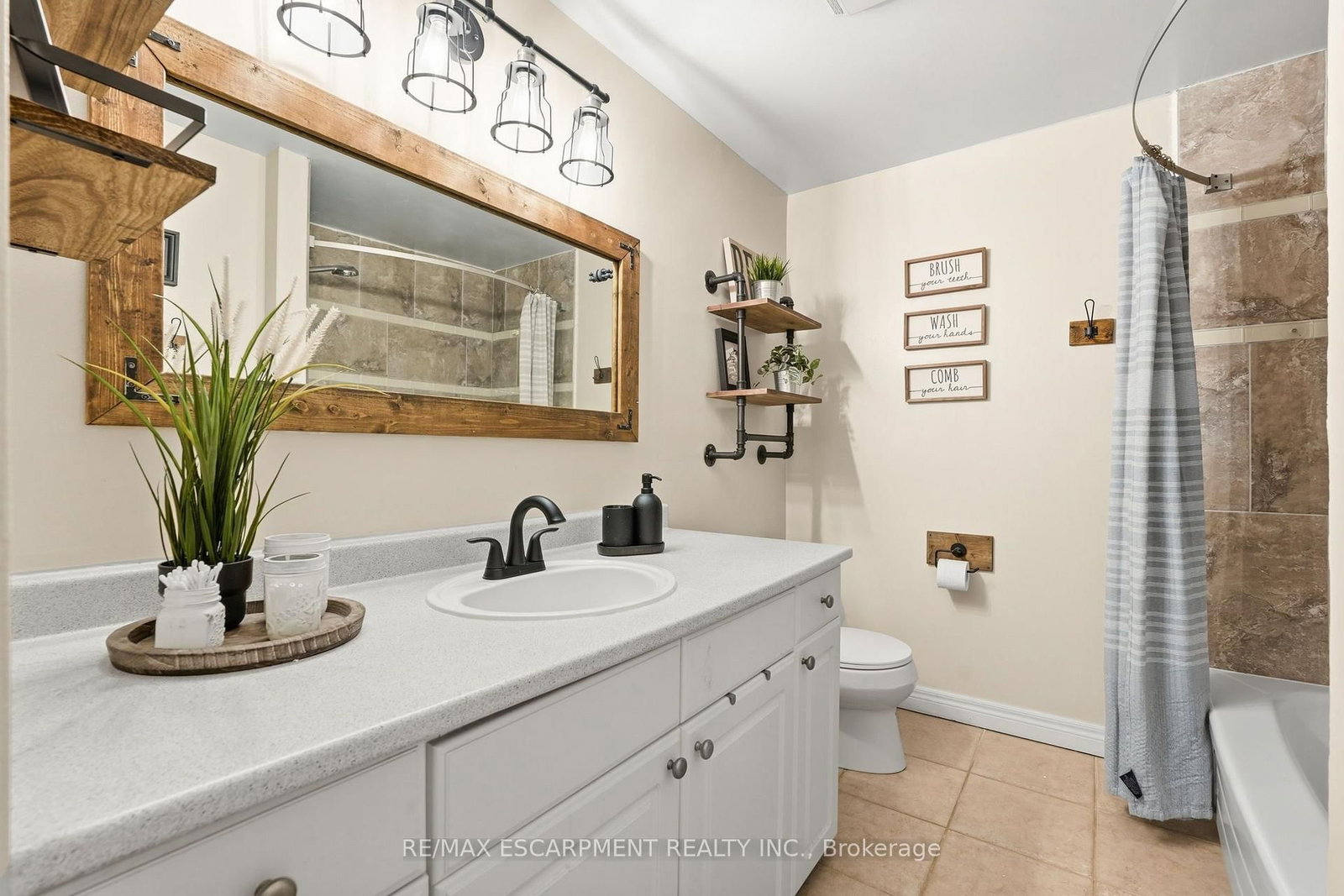 1115 Paramount Drive • #50 • Hamilton, ON photo 26