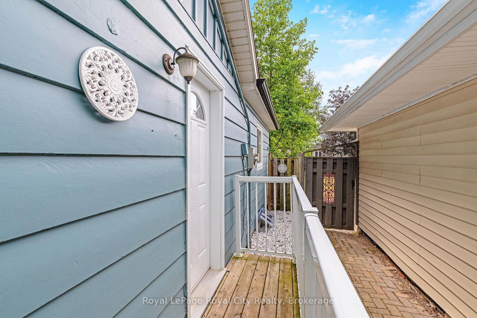 245 Mackenzie Street • Guelph/Eramosa, ON photo 11