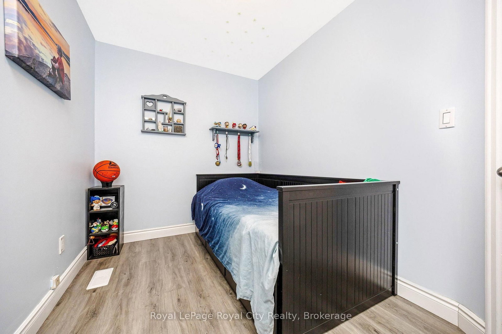 245 Mackenzie Street • Guelph/Eramosa, ON photo 28