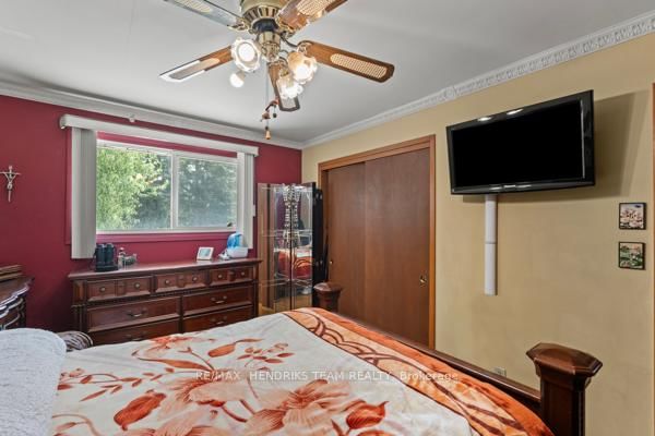 33 Meadowbrook Crescent • St. Catharines, ON photo 15