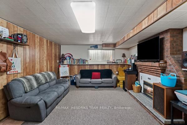 33 Meadowbrook Crescent • St. Catharines, ON photo 22