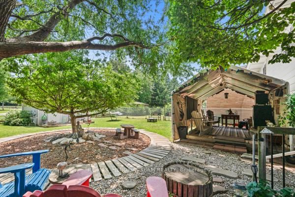 33 Meadowbrook Crescent • St. Catharines, ON photo 33
