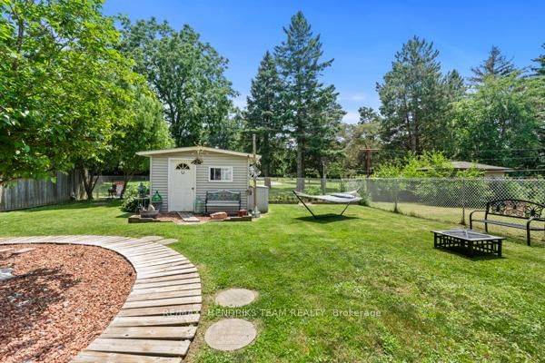 33 Meadowbrook Crescent • St. Catharines, ON photo 37