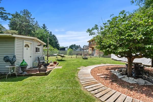 33 Meadowbrook Crescent • St. Catharines, ON photo 40