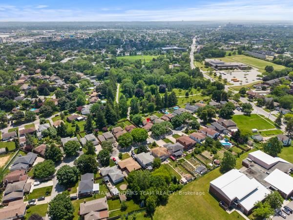 33 Meadowbrook Crescent • St. Catharines, ON photo 44