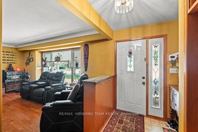 33 Meadowbrook Crescent • St. Catharines, ON photo 5