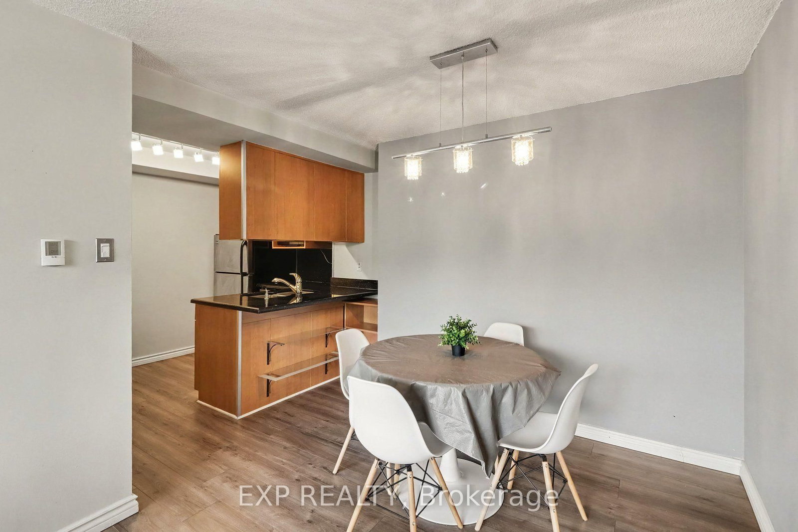 500 Laurier Avenue W • #204 • Ottawa, ON photo 19