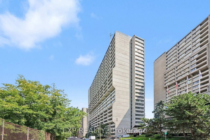 204 - 500 Laurier Avenue W