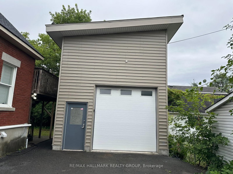 B - 1148 Parisien Street