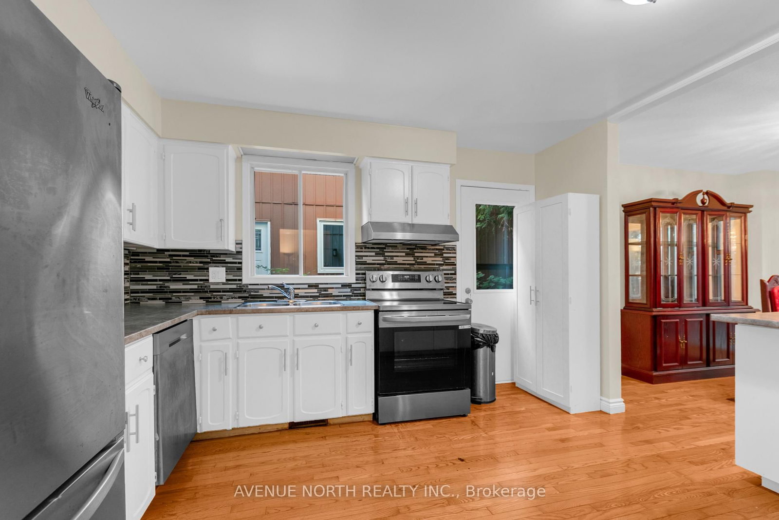 23 Bluegrass Drive • Ottawa, ON photo 19