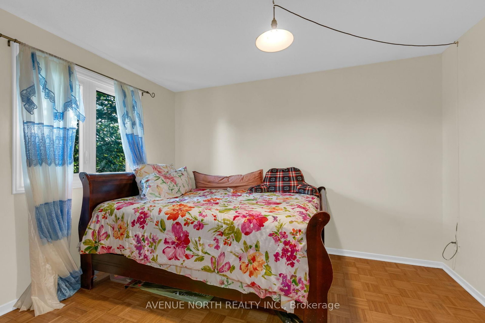 23 Bluegrass Drive • Ottawa, ON photo 27