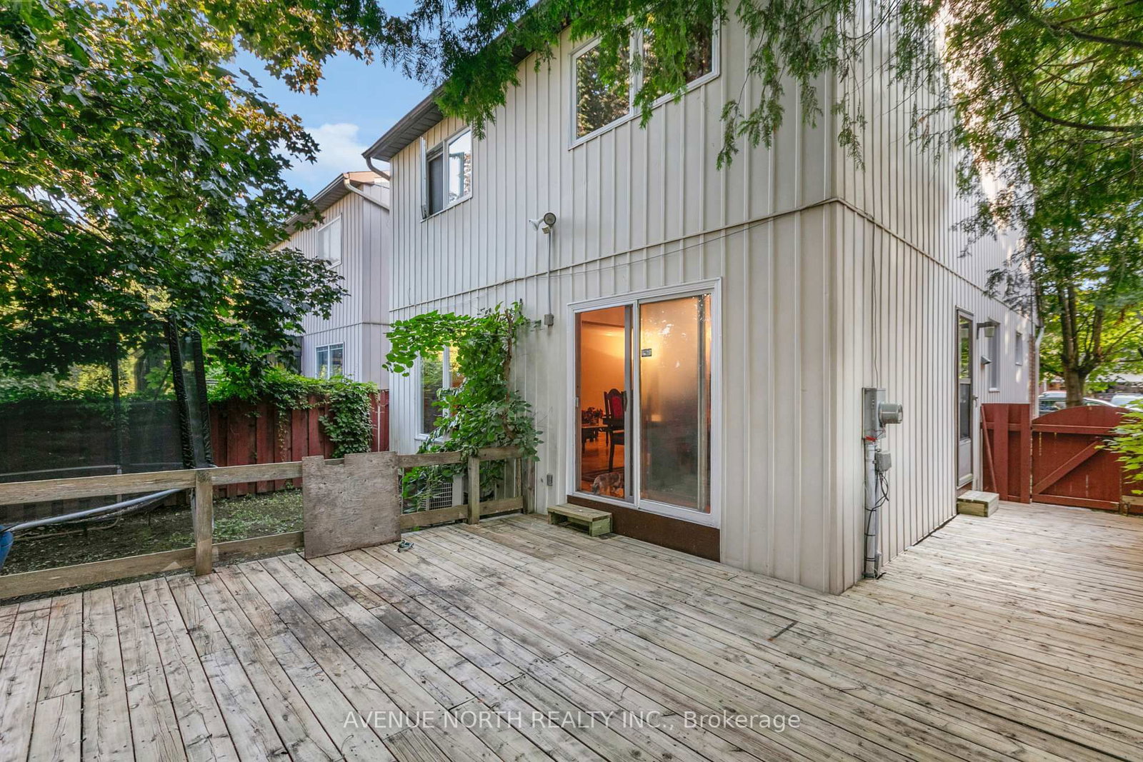 23 Bluegrass Drive • Ottawa, ON photo 42