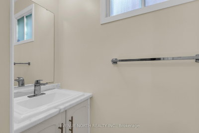 23 Bluegrass Drive • Ottawa, ON photo 9