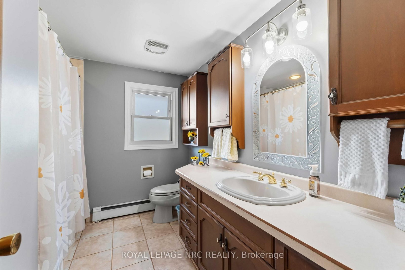 4485 Queensway Crescent • Niagara Falls, ON photo 21