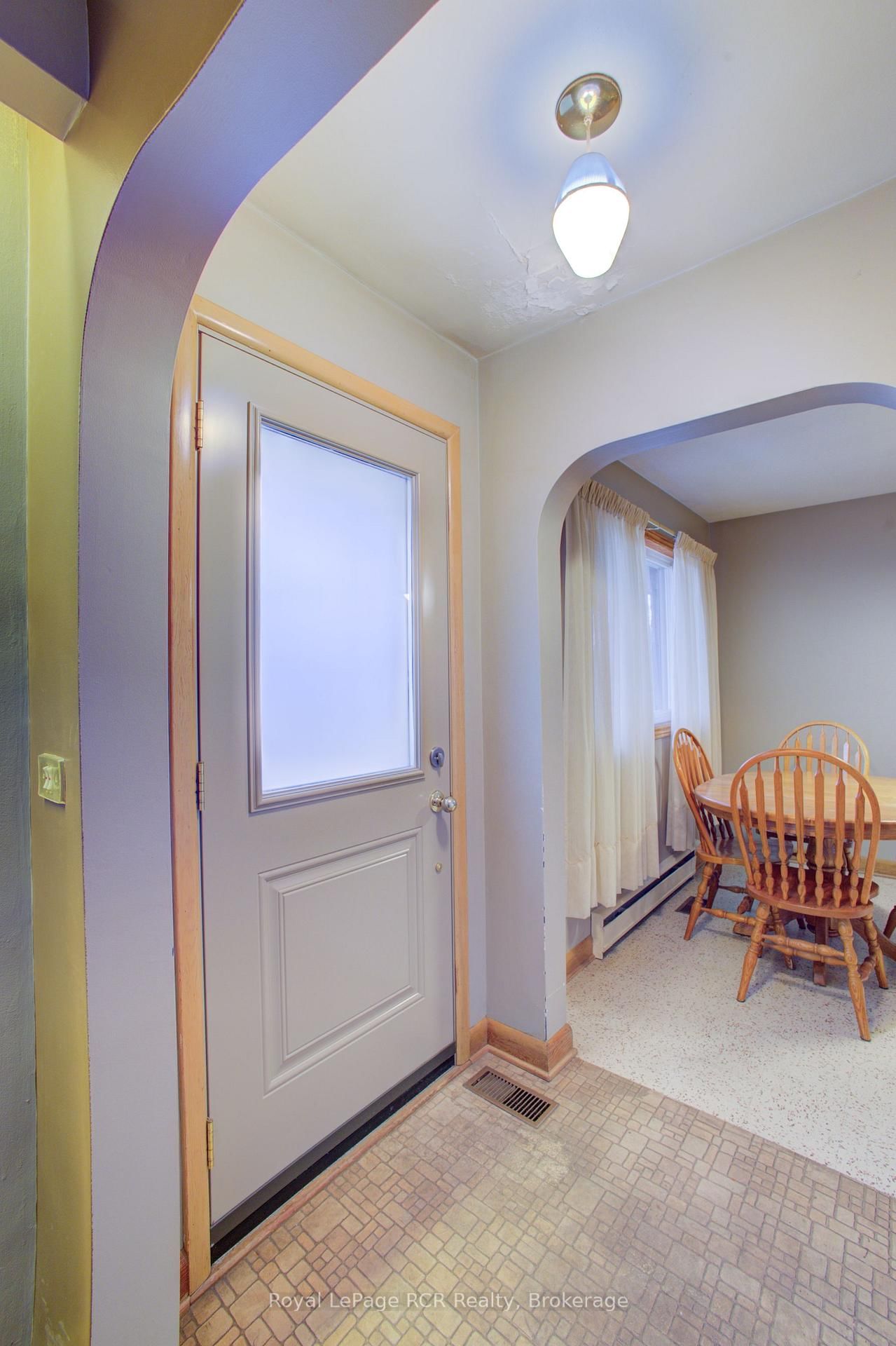 441 Smith Street • Wellington North, ON photo 16