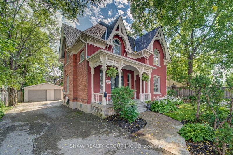 15 Gilholm Avenue