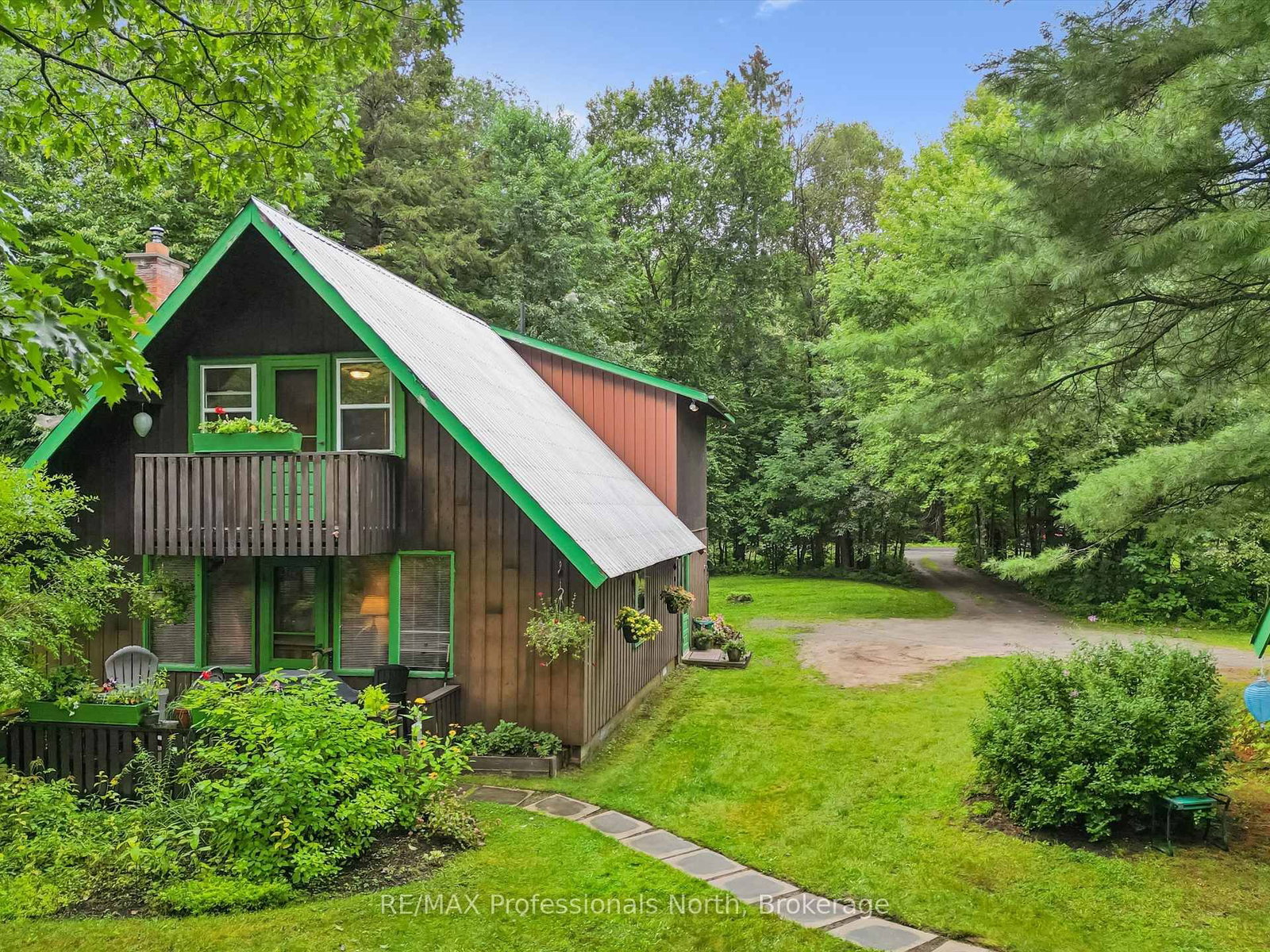 19 Glen Acres Road • Huntsville, ON photo 2