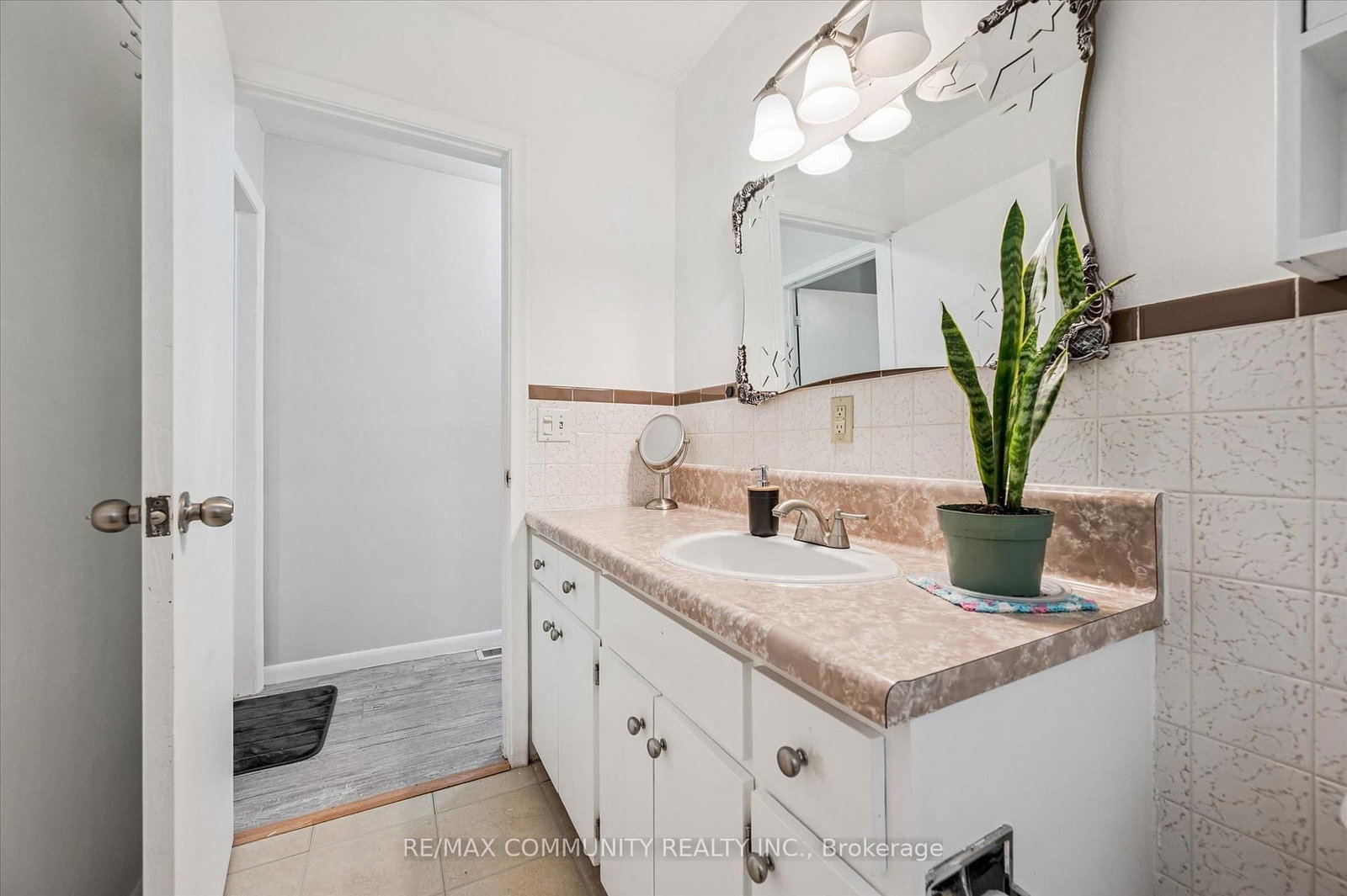 2063 George Street • Howick, ON photo 17