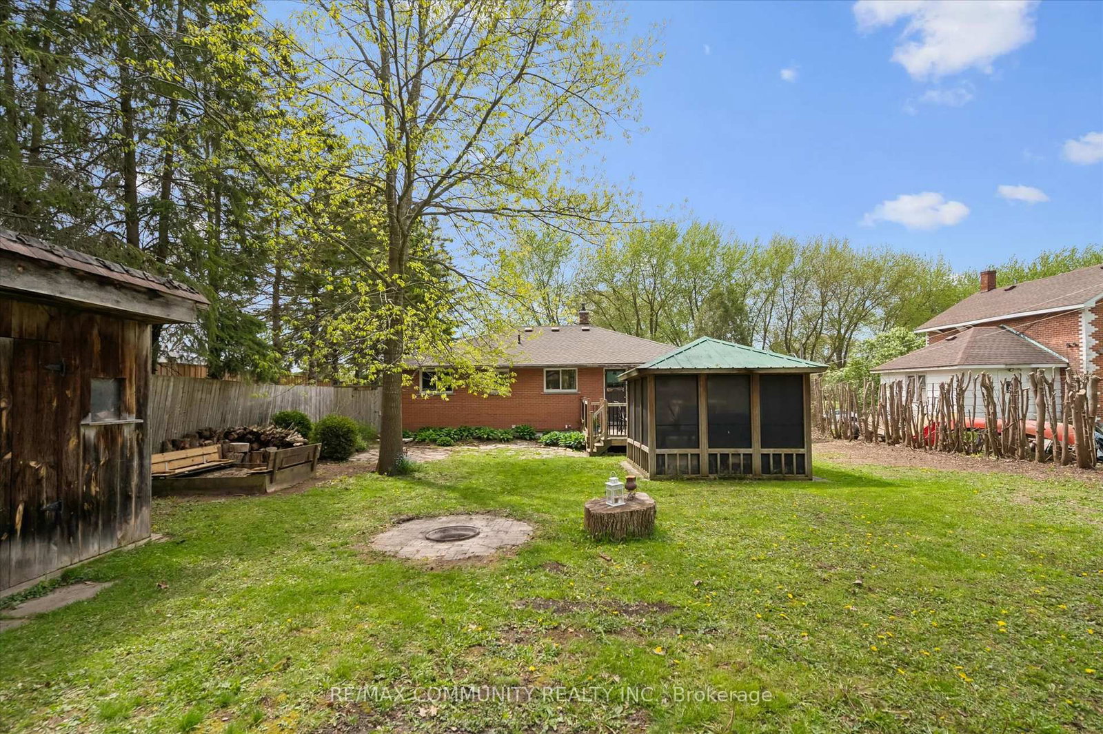 2063 George Street • Howick, ON photo 34