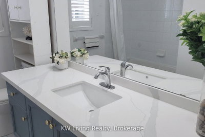 76 Spooner Crescent • Cambridge, ON photo 6