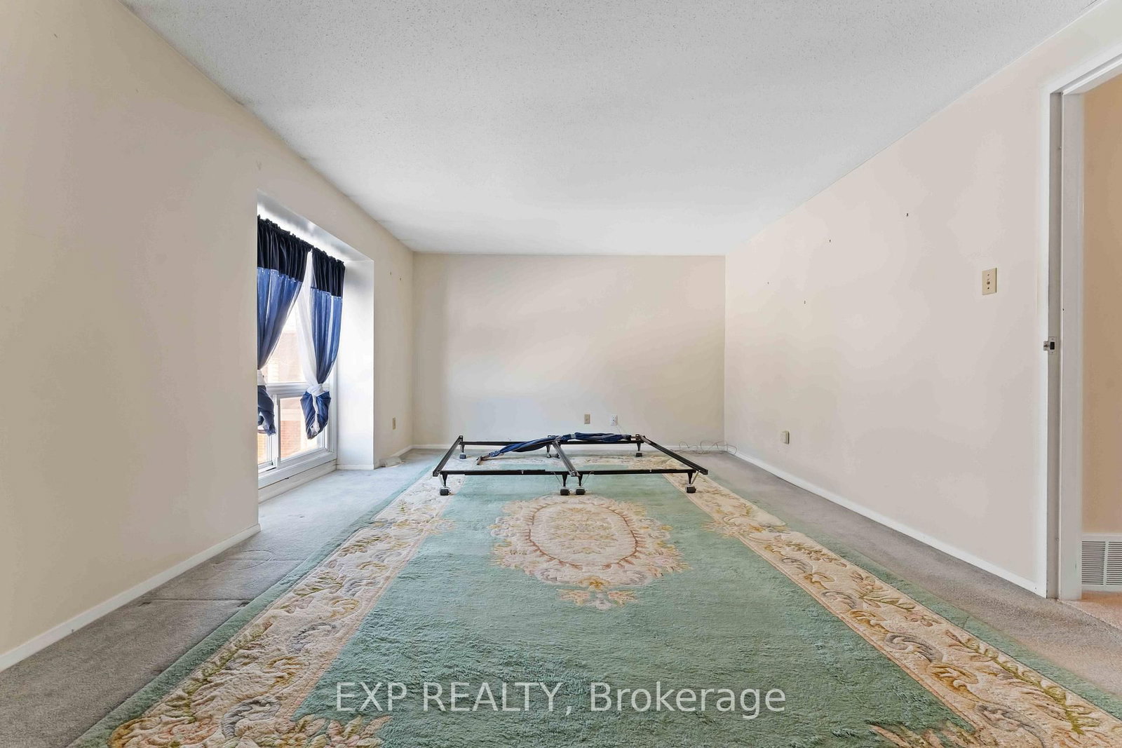 820 CAHILL Drive W • #38 • Ottawa, ON photo 20